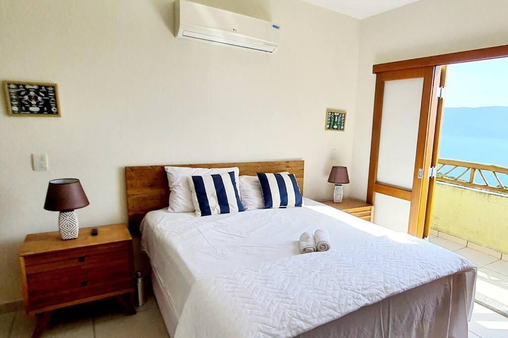 Residencia Em Condom, 1 Ou 2 Suites, Vista Para O Mar, Praia Do Curral, イリャベラ エクステリア 写真